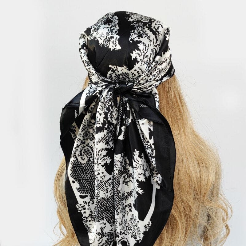 Cachecol Boémio Barroco Preto Para Mulher Celine