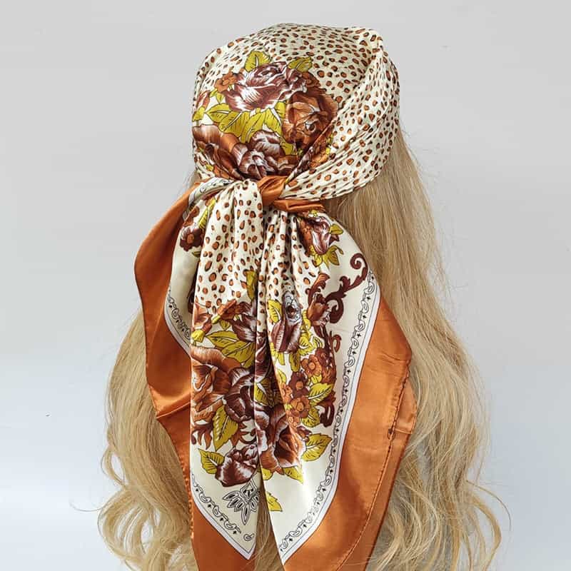 Cachecol Com Padrão Branco, Creme E Castanho Para Senhora Chloé