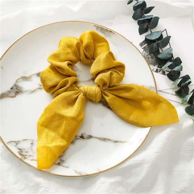 Cachecol Curto Chouchou Amarelo Liso