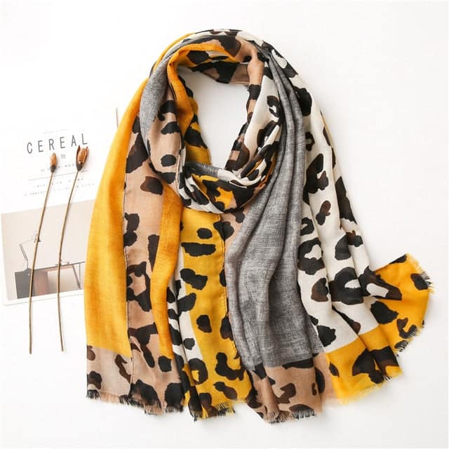 Cachecol 180 Amarelo Para Mulher - Dália De Leopardo